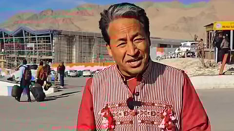 सोनम आणि सरकार