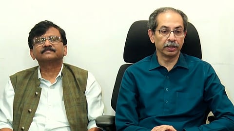 कर्जमाफीची घोषणा करा - ठाकरे; विशेष अधिवेशन बोलावण्याची मागणी