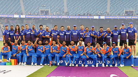 भारताची विजयानवमी! पाकिस्तानला नमवून जेतेपदाला गवसणी; जल्लोष मात्र चषकाविनाच