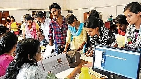 अकरावी प्रवेशाची अखेरची संधी; आजपासून करता येणार नोंदणी 