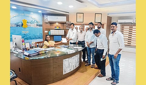 पीक विम्याची रक्कम त्वरित न मिळाल्यास तीव्र आंदोलन; आंबा-काजू बागायतदार संघटनेचा इशारा 