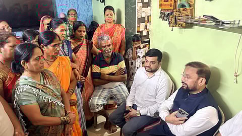विद्यार्थिनीची आत्महत्या; जबाबदार शिक्षिकेवर कारवाई करा; खासदार नरेश म्हस्के यांचा इशारा