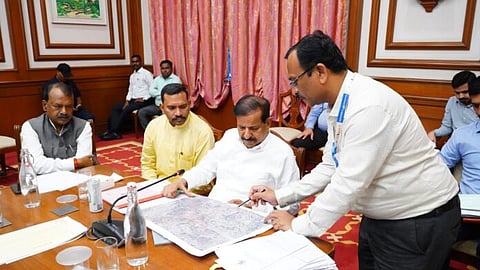 बोईसर रेल्वे स्थानकाजवळ नवा भुयारी मार्ग; राज्य शासनाकडून निधीसाठी प्रस्ताव सादर करा; पालकमंत्री गणेश नाईक यांचे आदेश