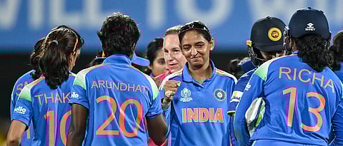Women’s World Cup : सहाव्या गोलंदाजाचा पर्याय भारत स्वीकारणार? तगड्या ऑस्ट्रेलियाशी आज लढत; महिला विश्वचषक क्रिकेट स्पर्धा
