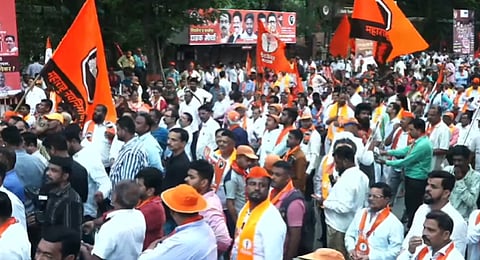 एकनाथ शिंदेच्या बालेकिल्ल्यात ठाकरे गट-मनसेचा संयुक्त धडक मोर्चा; ठाणे महापालिकेच्या भ्रष्टाचाराविरोधात निदर्शने
