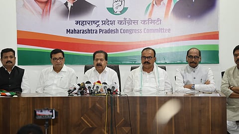 काँग्रेसचे 'एकला चलो रे' ! BMC निवडणुकीसाठी काँग्रेसच्या पदाधिकाऱ्यांचा निर्धार
