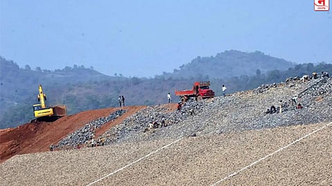पेणमधील बाळगंगा धरण प्रकल्प अद्यापही अपूर्णच; स्थानिकांना करावा लागतोय अडचणींचा सामना