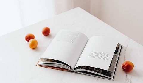 आयुष्य खचलेलं वाटत आहे? तर, वाचा 'ही' ५ लाईफ चेंजिंग मराठी पुस्तकं 