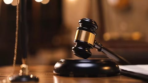 चेक बाऊन्स प्रकरणात निर्माता अब्दुल सिद्दीकी दोषी