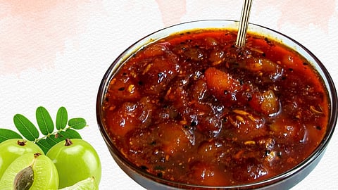 हिवाळ्यात जेवणाचा स्वाद दुप्पट करेल 'ही' आंबट-गोड आवळा चटणी, पाहा सोपी रेसिपी