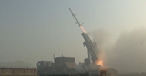 भारताची सुरक्षा अजून भक्कम! ‘आकाश-एनजी’ क्षेपणास्त्र यंत्रणेची चाचणी यशस्वी; ८० किमीच्या टप्प्यातील 'टारगेट' नष्ट करण्याची क्षमता