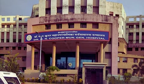 कुपर रुग्णालयात तोडफोड; महिलेच्या मृत्यूनंतर नातेवाईकांचा संताप 