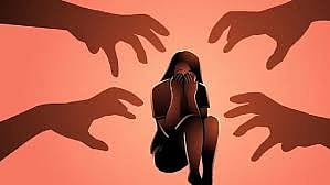 निर्जन ठिकाणी नेले अन्... अल्पवयीन मुलीवर शाळकरी मुलांचा बलात्कार; व्हिडिओ व्हायरल करण्याची धमकी