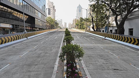 Mumbai : रेल्वेने अडवला बेलासीस पुलाचा मार्ग! मुदतीआधीच बांधकाम पूर्ण; पण, 'ना-हरकत प्रमाणपत्र' नाही 