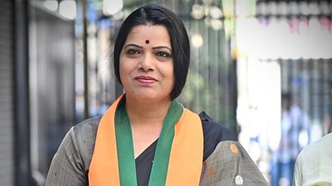 महापौर रितू तावडे यांच्या पासपोर्ट नूतनीकरणाला परवानगी