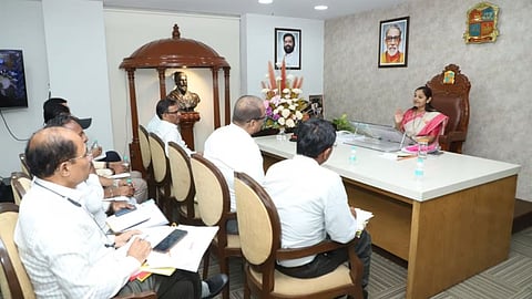 ठाण्यातील पाणीटंचाईबाबत ठोस कृती आराखडा तयार करा; पाणी व्यवस्थापनाबाबत महापौरांचे निर्देश