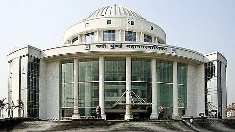 Navi Mumbai : मनपा सचिवांच्या मनमानी कारभाराविरोधात तक्रार; नगरसेवकांचे हक्क डावलल्याबाबत आयुक्तांकडे चौकशीची मागणी