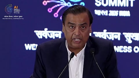 रिलायन्स ‘एआय’मध्ये १० लाख कोटींची गुंतवणूक करणार; AI इम्पॅक्ट समिटमध्ये अध्यक्ष मुकेश अंबानी यांची घोषणा