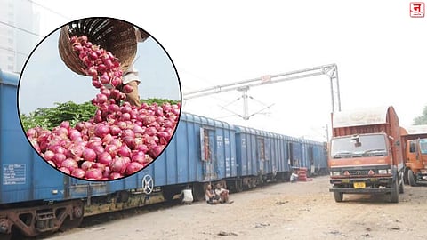 आजपासून तीन दिवस कांदा लिलाव बंद; कांदा वाहतुकीसाठी रेल्वे रॅक उपलब्ध करण्याची मागणी