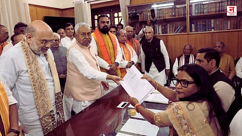 नितीश कुमारांनी भरला राज्यसभेसाठी अर्ज; कार्यकर्ते संतप्त, कार्यालयात तोडफोड, बिहारमध्ये भाजपचा मुख्यमंत्री होण्याचा मार्ग मोकळा? 