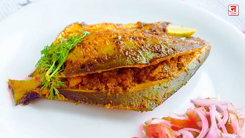 Sunday Special Recipe : घरीच बनवा मसालेदार स्टफ्ड पापलेट फ्राय; पाहुण्यांसाठी परफेक्ट डिश, वाचा रेसिपी 