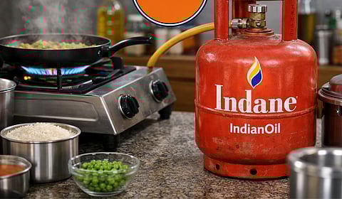 LPG Saving Tips : गॅस बचतीसाठी Indian Oilचा सल्ला; 'या' टिप्स ठेवा लक्षात 