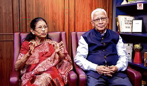 अंधारवाटा उजळीत नेणारी लोकचळवळ 