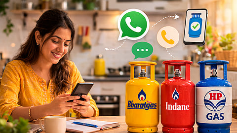 LPG सिलिंडर बुकिंग आता आणखी सोपं! व्हॉट्सॲप, मिस्ड कॉलपासून ॲपपर्यंत अनेक सुविधा उपलब्ध