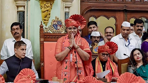 महापौर रितू तावडे अडचणीत; २०१६ सालचा मारहाणीचा खटला भोवणार? सत्र न्यायालयाने दोषमुक्तीचा अर्ज फेटाळला