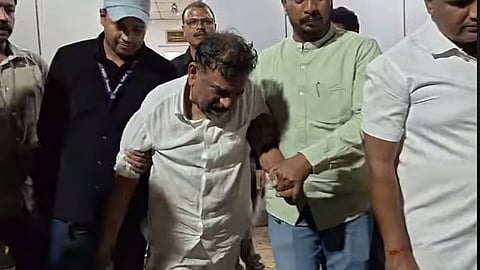 Navi Mumbai : भोंदूगिरीतील पैशांचे शिरढोण कनेक्शन उघड; पनवेलमध्ये कोट्यवधींच्या जमीन व्यवहारांवर संशय