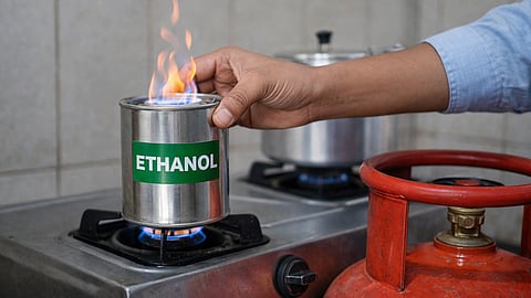 इथेनाॅलचा पर्याय? स्वयंपाकाच्या गॅससाठी सरकारची चाचपणी