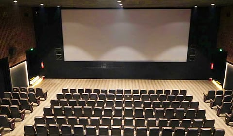 पूर्वीच्ये चाकरमानी