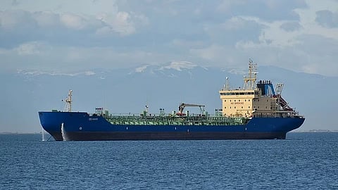 'ग्रीन आशा'ची सुरक्षित वाटचाल; होर्मुझमधून आठवे भारतीय LPG जहाज पार