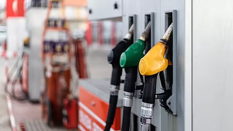 चीनमध्ये इंधन दरात पुन्हा वाढ; इंधन संकट गडद होण्याची भीती