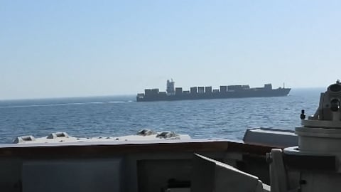 होर्मुझमधून भारताकडे येणारे जहाज रोखले; इराणसोबतचा शस्त्रसंधीचा करार अनिश्चित काळासाठी वाढवण्याची ट्रम्प यांची घोषणा