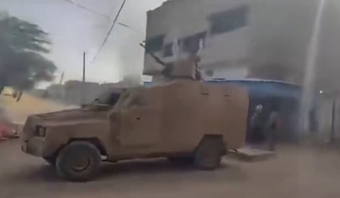 मालीमध्ये भीषण दहशतवादी हल्ला; राजधानीसह अनेक शहरे गोळीबाराने आणि स्फोटांनी हादरली 