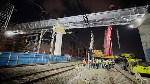 Mumbai : मेट्रो ६ चे काम ८८ टक्क्यांहून अधिक पूर्ण; जोगेश्वरी येथे दुसऱ्या स्टील कॉम्पोझिट गर्डर स्पॅनची उभारणी