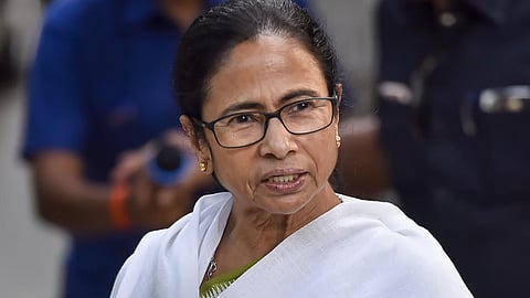 सत्ता गेली अन् ‘खंद्या समर्थकांनी’ ममतांची साथ सोडली; मुख्य सल्लागार, अर्थतज्ज्ञ, महाधिवक्त्यांसह अनेकांनी दिले राजीनामे 