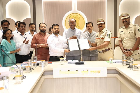 Mumbai : कारागृहांवरील ताण कमी होणार; नवीन कारागृहासाठी मानखुर्दमध्ये ११ एकर जमीन, जमीन अतिक्रमणमुक्त करून कारागृह प्रशासनाकडे सुपूर्द