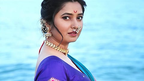 ११५ वर्ष जुनी नथ, राजघराण्यातील तन्मणी; प्राजक्ताचा मराठमोळा साज व्हायरल, पाहा Photos 