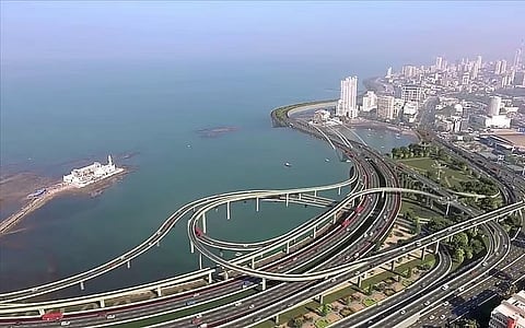 Mumbai : कोस्टल रोडच्या भुयारी मार्गावर छत; स्थायी समितीची अखेर मंजुरी 
