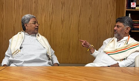 कर्नाटकात सत्ताबदलाच्या चर्चांना जोर; काँग्रेसचा इन्कार