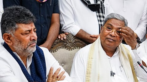 सिद्धरामय्यांचा राजीनामा; कर्नाटकात अखेर नेताबदल, शिवकुमार होणार नवे मुख्यमंत्री