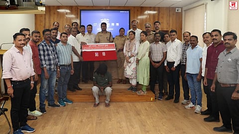 धावत्या ट्रेनमधील दीड कोटींच्या चोरीचा लावला छडा; सहा महिन्यांच्या तपासानंतर रेल्वे पोलिसांना मोठे यश