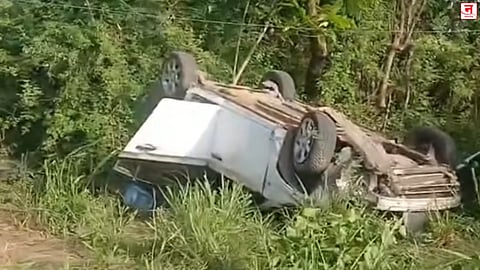 गणपतीपुळ्याला निघालेल्या मित्रांचा प्रवास ठरला अखेरचा! कराडजवळ कार २-३ वेळा पलटी होऊन भीषण अपघात; एकाचा मृत्यू, दोघे जखमी
