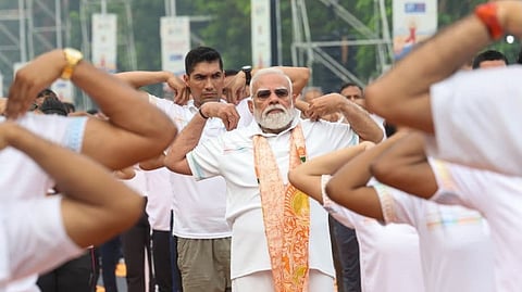 योगामुळे चिरतरुण राहता येते - नरेंद्र मोदी