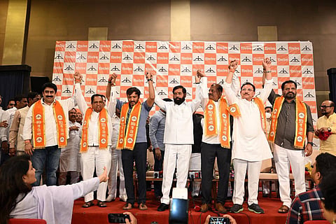 तुडवायला नाही, तर शिवसेना वाढवायला एकत्र; ठाकरेंच्या ६ खासदारांचा शिंदे सेनेत प्रवेश, विश्वासाला तडा जाऊ देणार नाही - एकनाथ शिंदे 