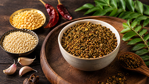 एकदा करून ठेवा, १५ दिवस खा! कडिपत्त्याच्या चटणीची सोपी रेसिपी