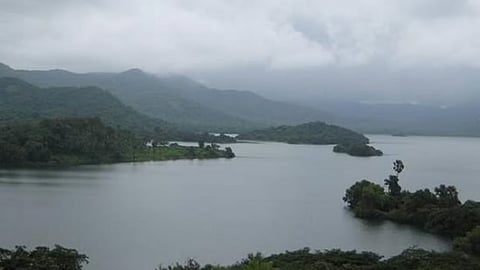 मुंबईला पाणी दिलासा; धरण क्षेत्रात धुवांधार, पाणीसाठा ७७.६२ टक्क्यांवर