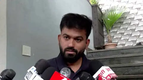 भाजप प्रवेशासाठी कुटुंबाला धमक्या; अभिजित दीपके यांचा गंभीर आरोप